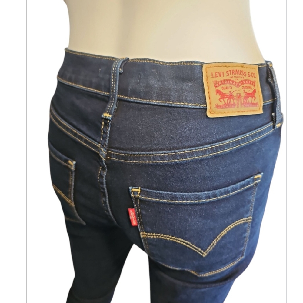 Levi's Blue Skinny Jeans with Modern Cropped Length - Picture 6 of 11